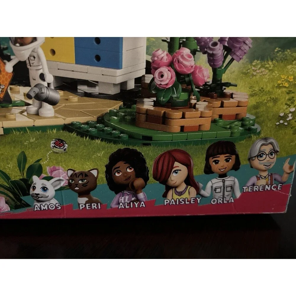 LEGO FRIENDS Beekeepers House & Flower Garden #42669 1161 Pcs Diversity- Anxiety